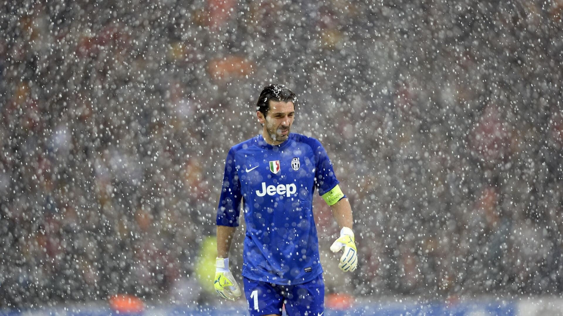 皮克接管F1争冠,国际米兰一波带走阿尔及利亚,体育如何成为地缘政治的暗影舞台?