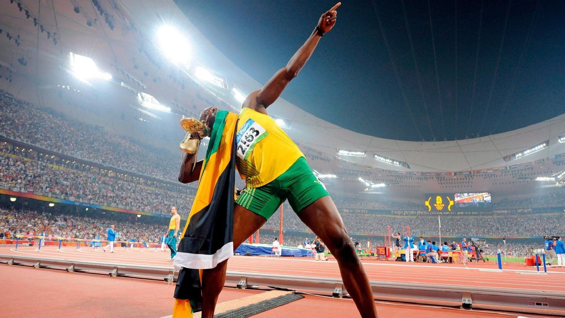 牙买加战术压制曼城，德里赫特在意甲焦点战接管比赛